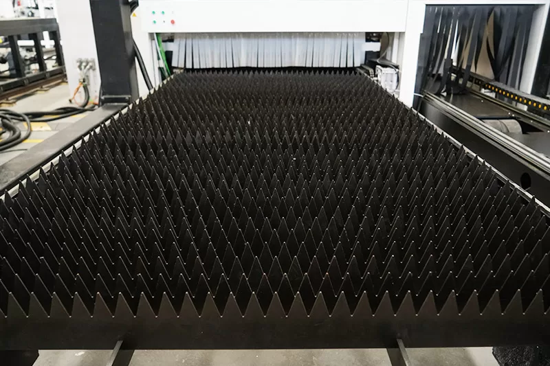 metal levha boru fiber lazer kesim makinesi -dxtech (1) metal-levha-boru-fiber-lazer-kesim-makinesi