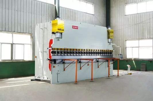 CNC sac bukme makinesi satilik (3) CNC sac bukme makinesi satilik