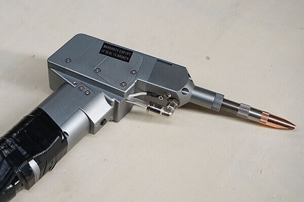 hot-sale-handheld-fiber-laser-welding-machine-kits-2